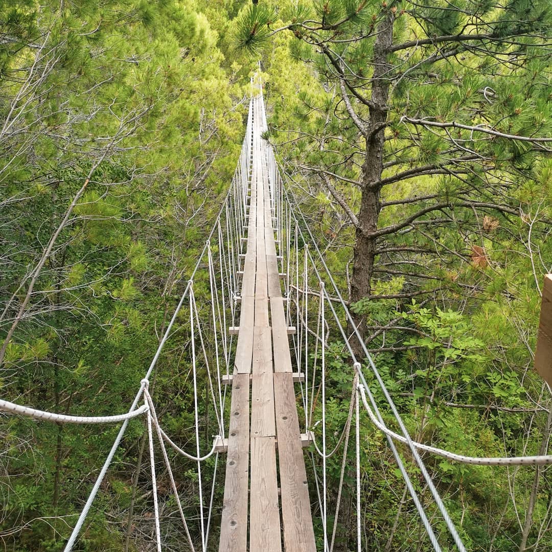 Jeste li znali da Split ima 2500 metara dug zip line i viseći most koji gledaju na more?