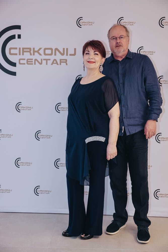 Cirkonij centar