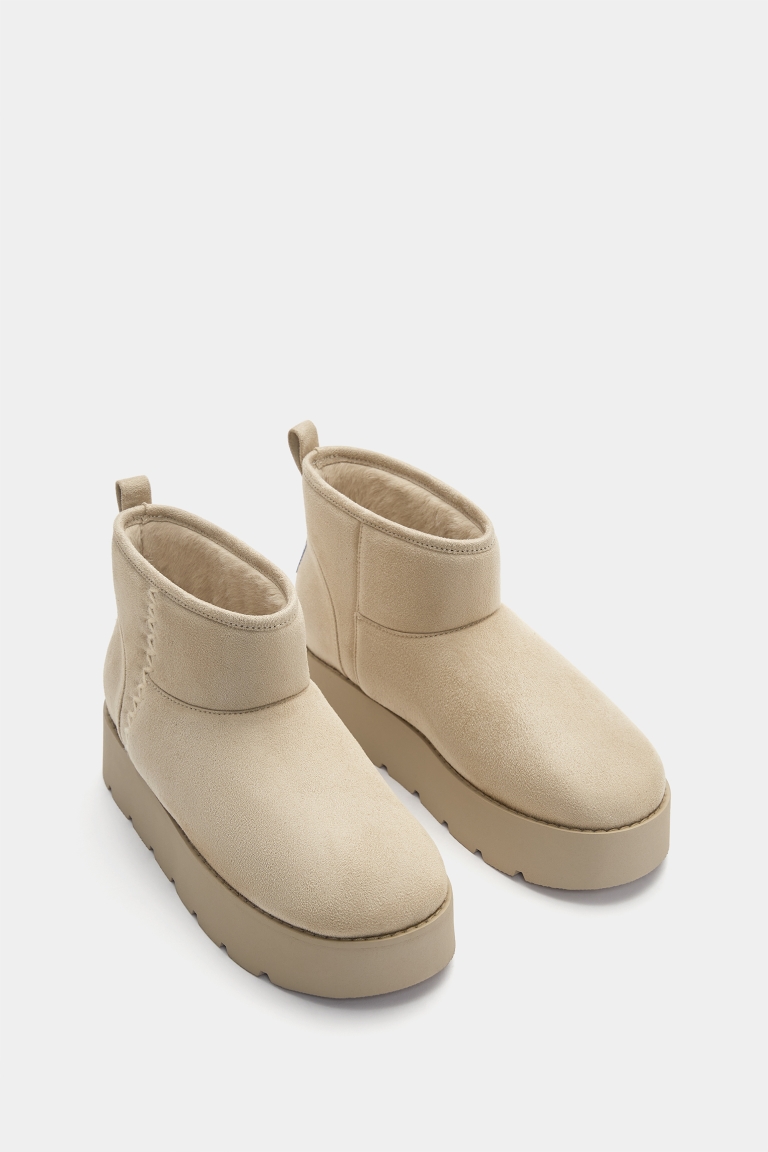 Ugg čizme i papuče za zimu alternativa Pull&Bear