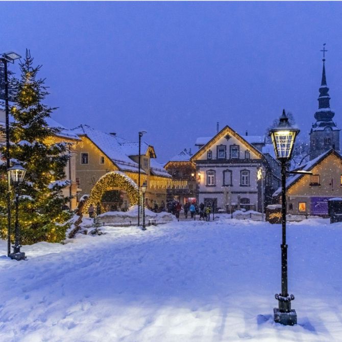 U Sloveniji smo pronašli bajkovito malo mjesto koje želimo posjetiti, a već je pao i prvi snijeg