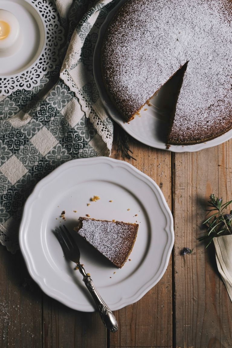 Torta di nocciole