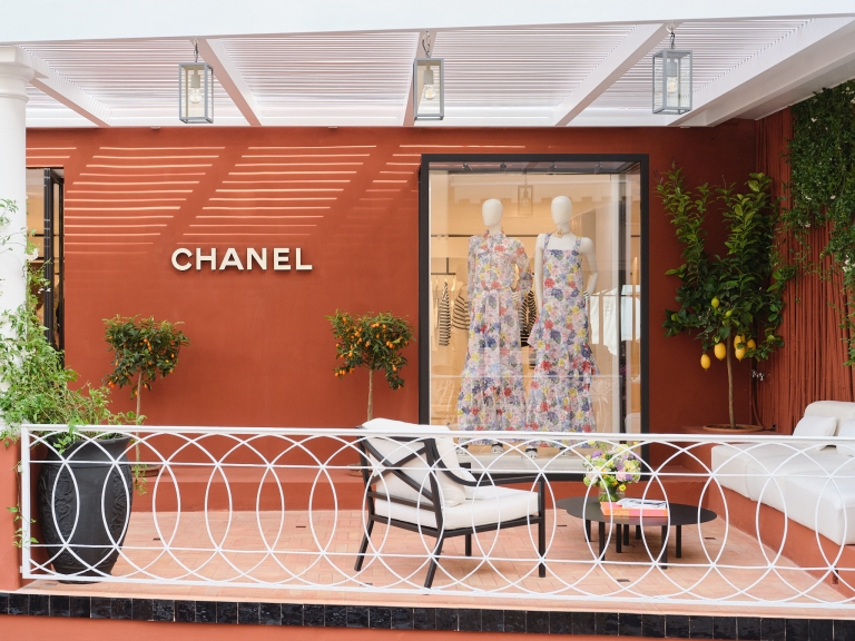 Chanel Capri (2)