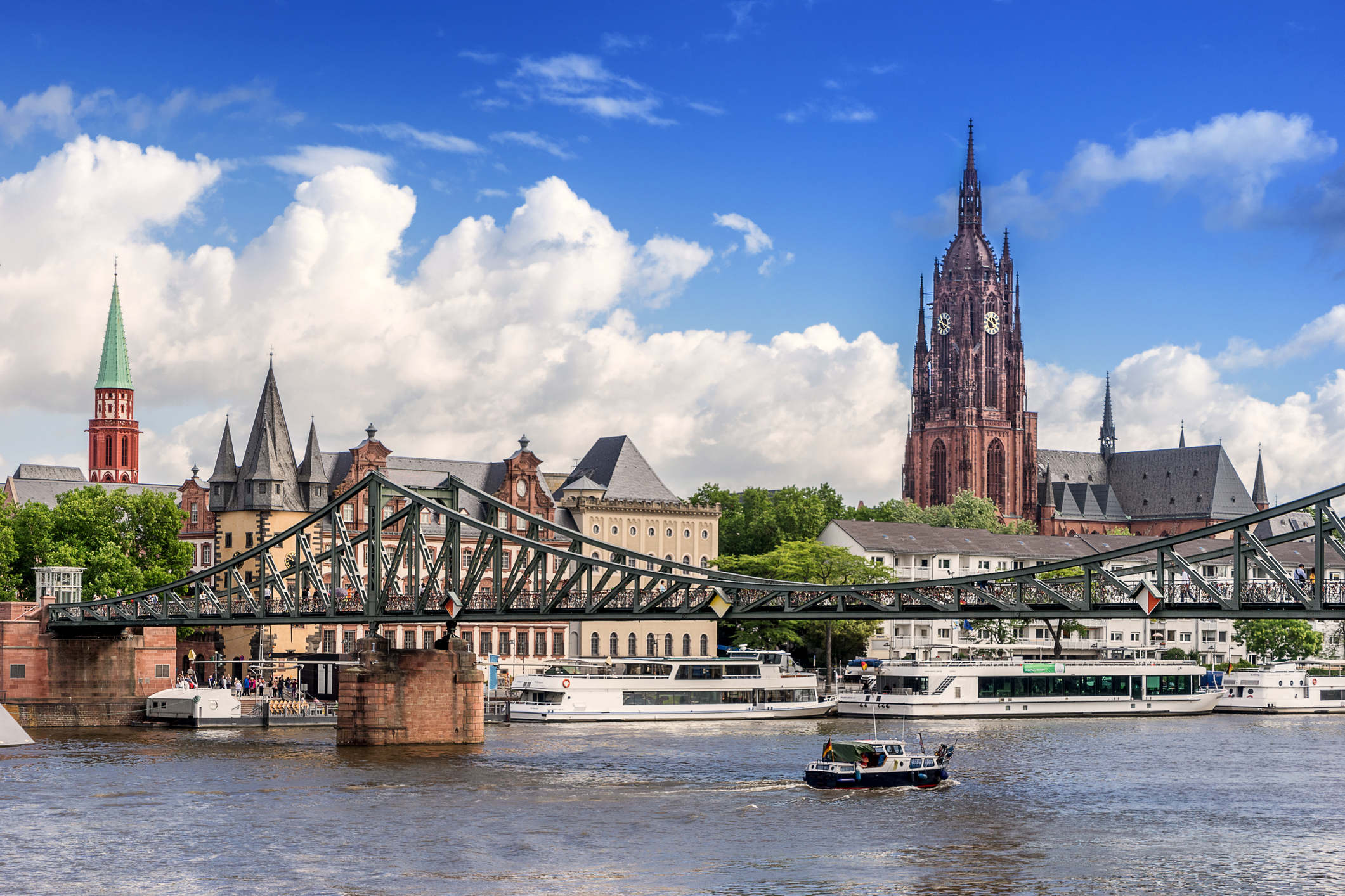 Frankfurtska katedrala_GordonBellPhotography, iStock