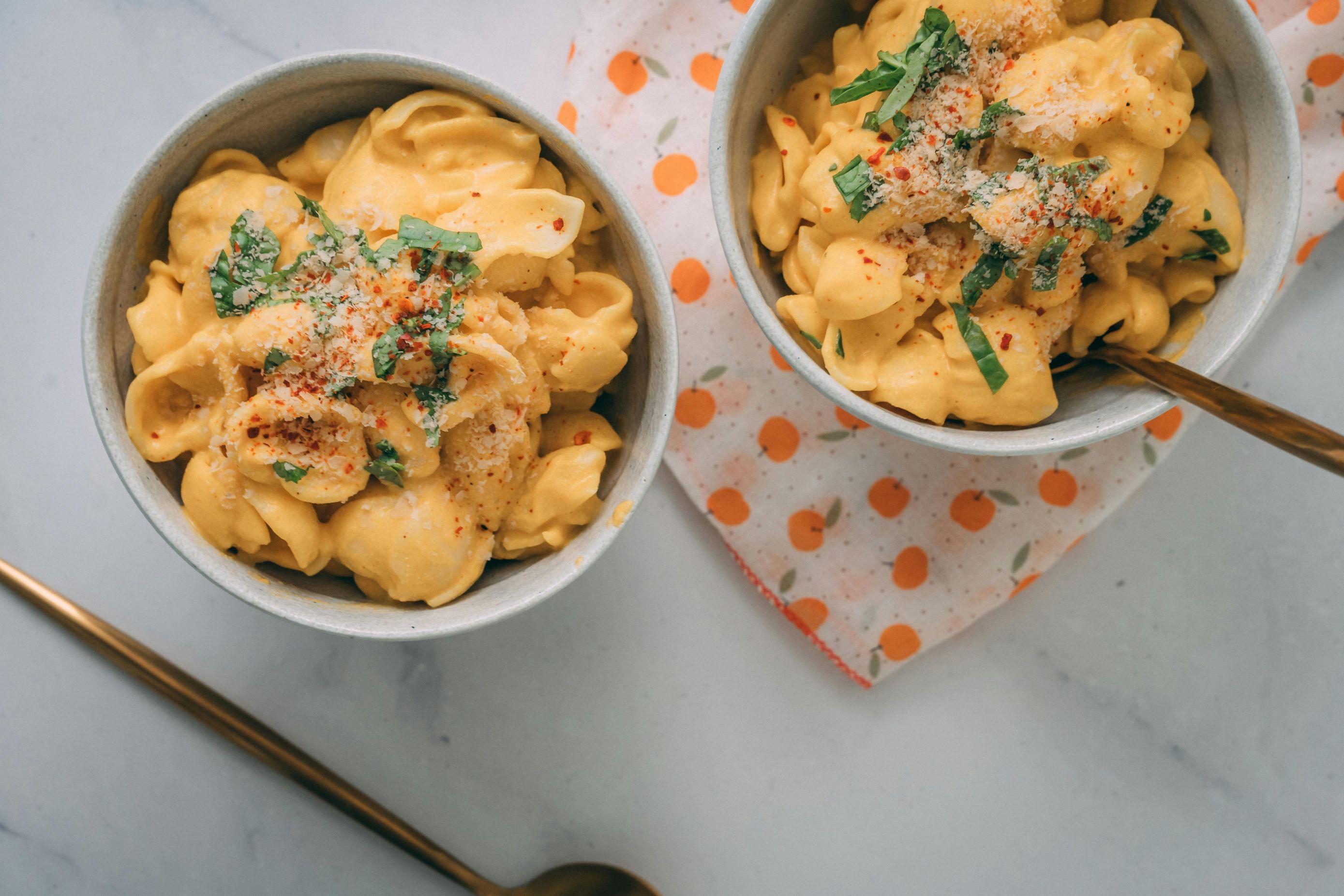 Zadnji hit s Tik Toka je Buttered Noodles za koji su potrebna samo 4 sastojka. Imamo recept