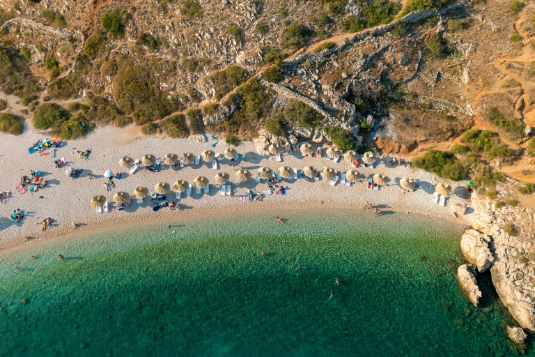 plaža Oprna, Krk_iStock, Goran Safarek