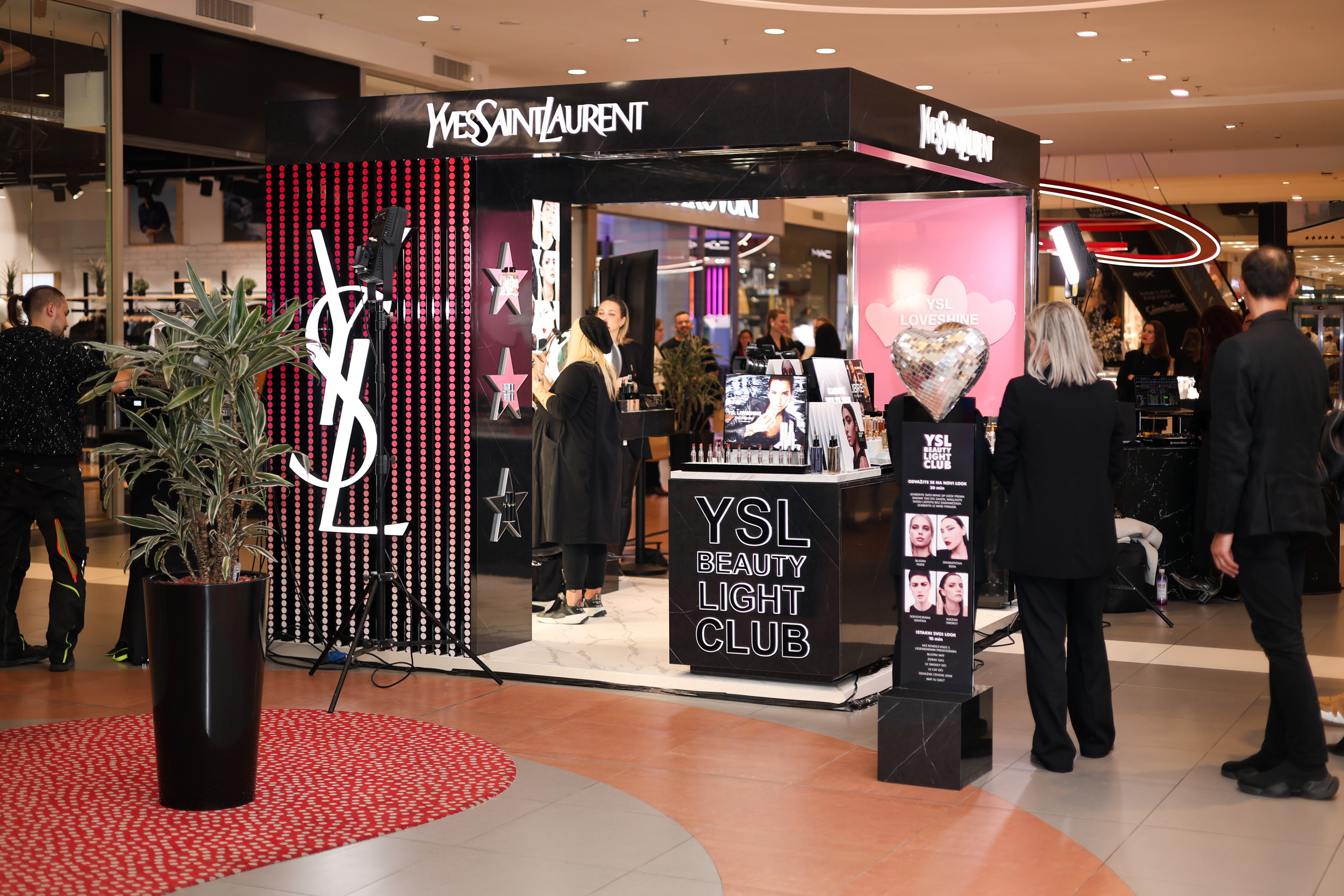 YSL Beauty Light Club: Otvoren je ekskluzivni pop-up store prestižnog brenda