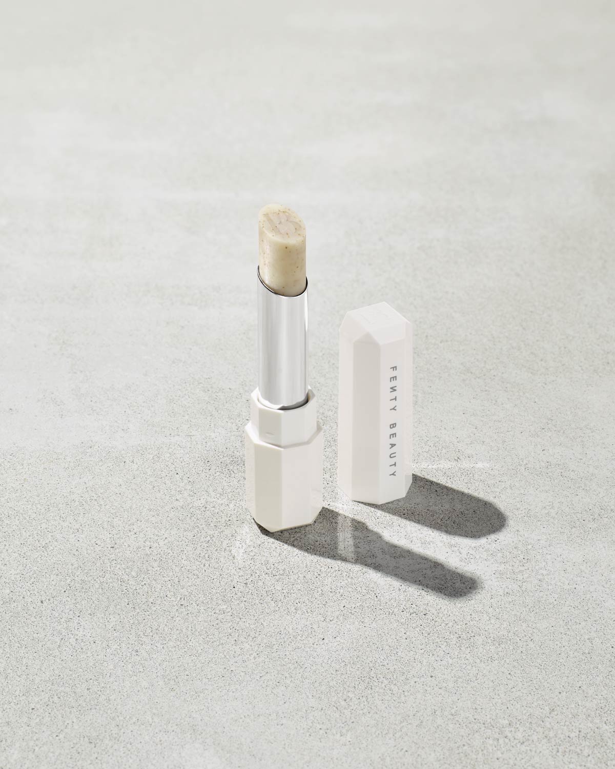 Fenty Beauty Pro Kiss'r Lip-Loving Scrubstick