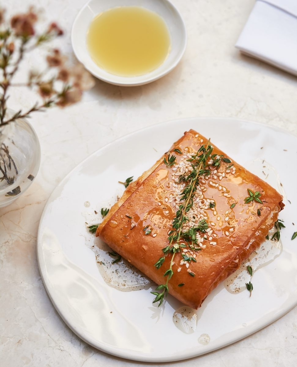 Danas za ručak radimo feta saganaki – ukusno grčko jelo gotovo u nekoliko minuta