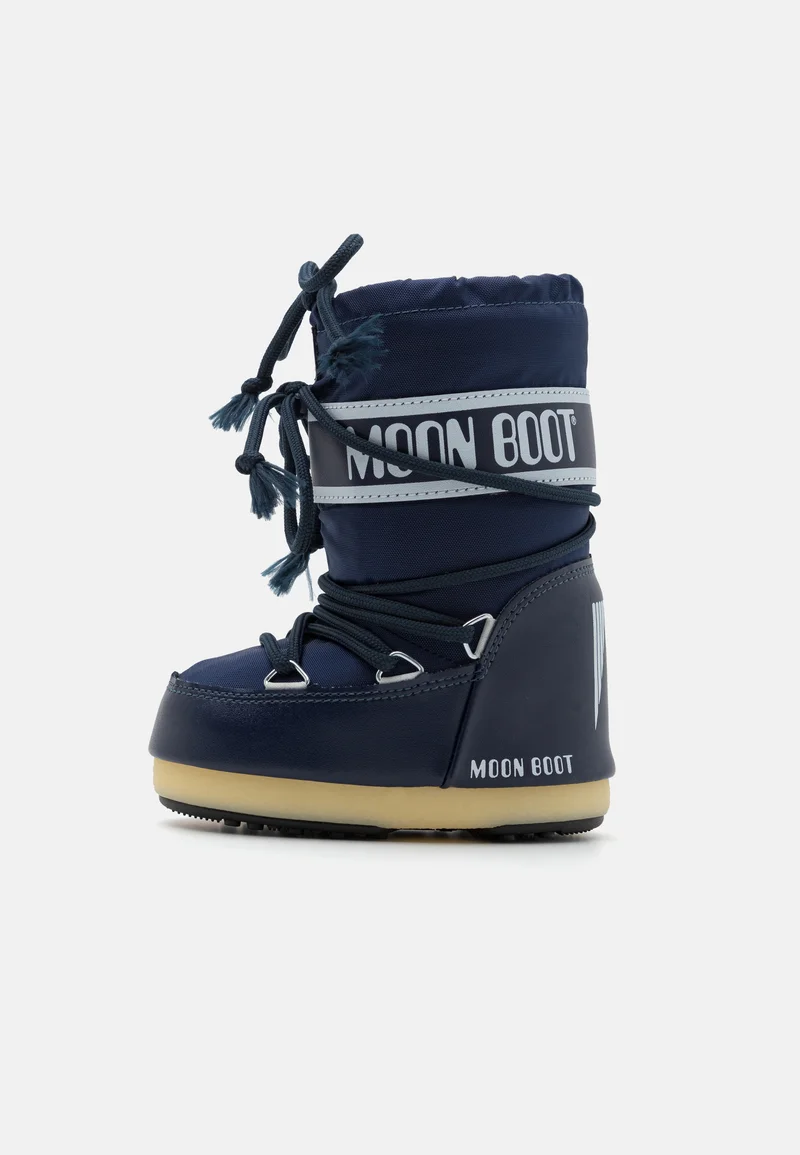 Moon boots