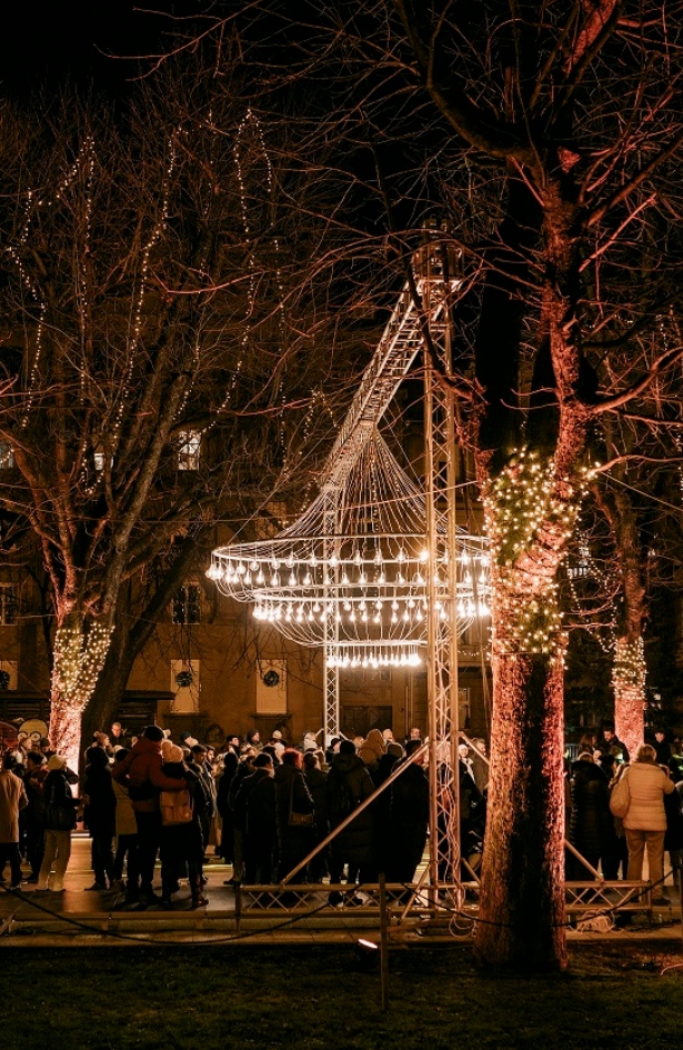 Advent se vraća na Gornji grad, a tamo nas čeka – bal! Doznajte sve o novoj atrakciji