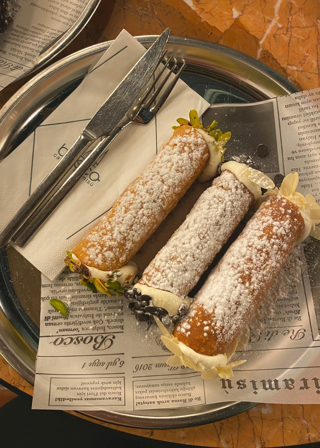 cannoli_pexels