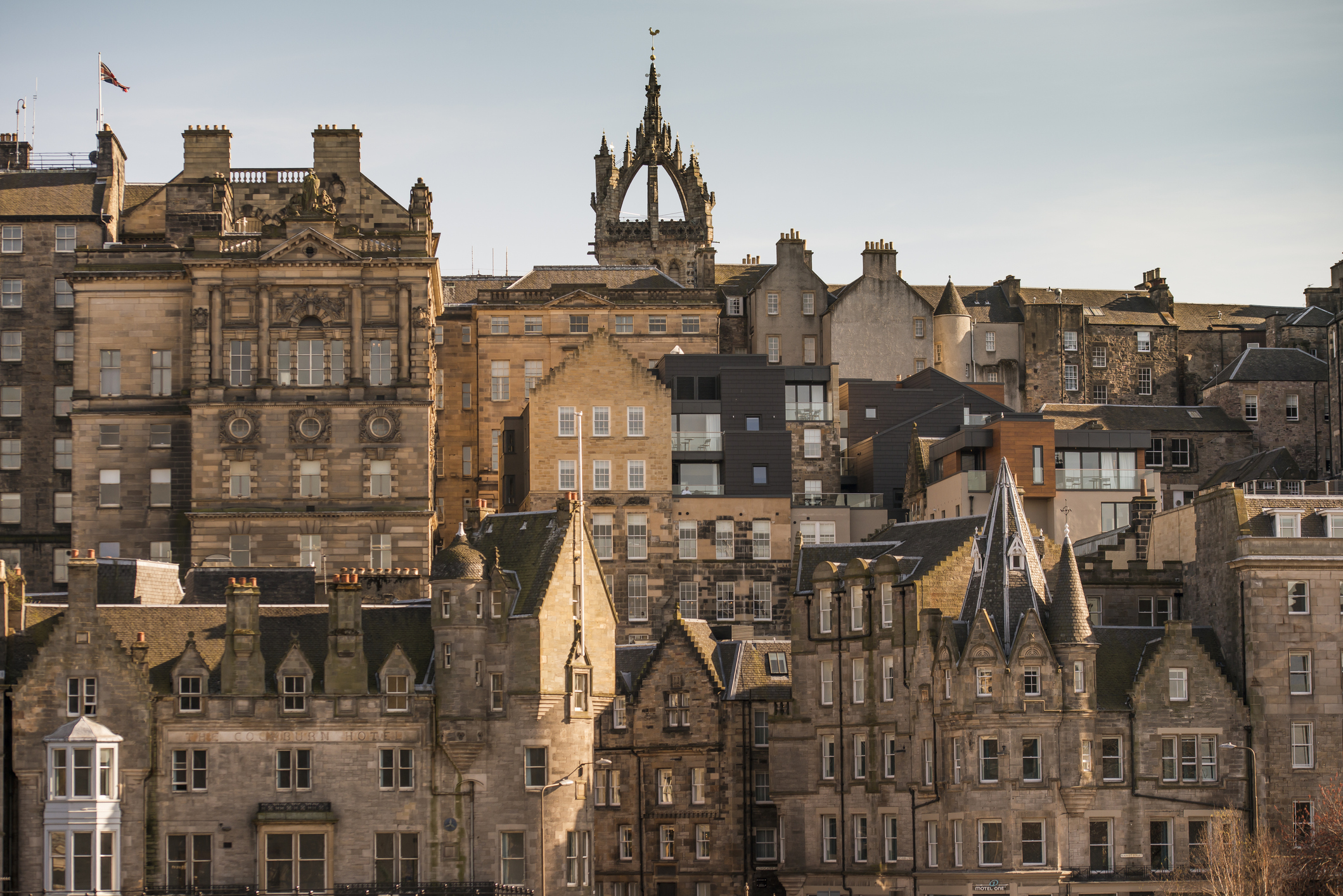 Edinburgh_Snowshill_iStock-496063712