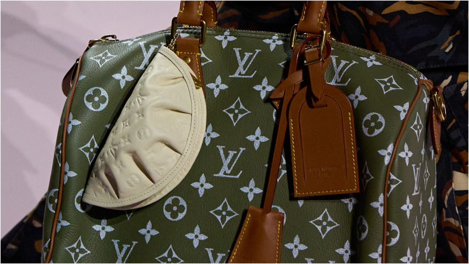 Bag charms su najpoželjniji dodatak ove sezone, a Louis Vuitton ima preslatke u obliku gyoza