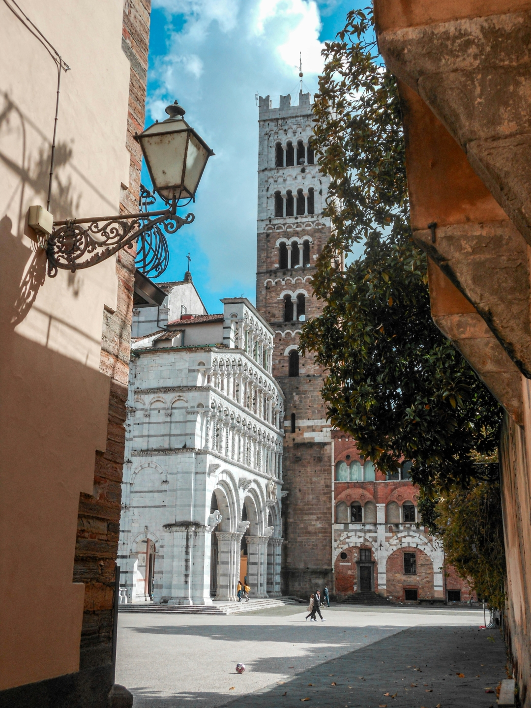 Lucca_gabriele-natali-vGdwtopObis-unsplash