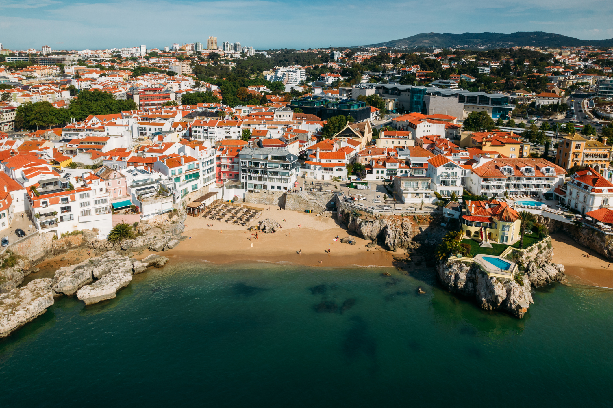 Cascais_BrasilNut1_iStock-1396836557